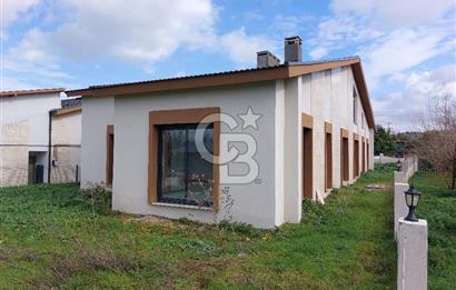 URLA KUŞÇULAR'DA GENİŞ BAHÇELİ KİRALIK SIFIR VİLLA 