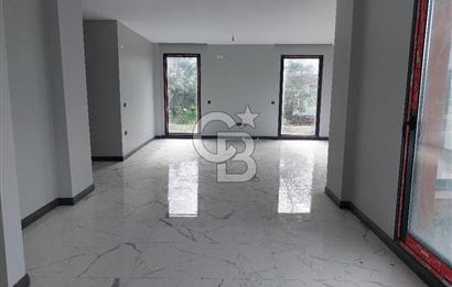 URLA KUŞÇULAR'DA GENİŞ BAHÇELİ KİRALIK SIFIR VİLLA 