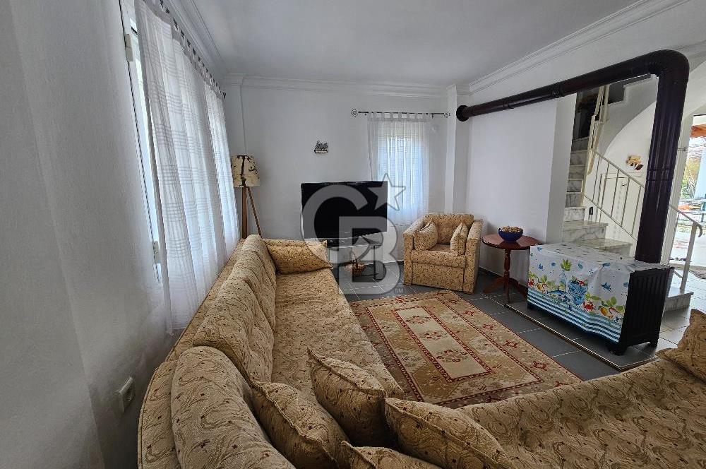 KARABURUN MERCANKOY SİTESİNDE SATILIK 3+1 BAHÇELİ MÜSTAKİL VİLLA