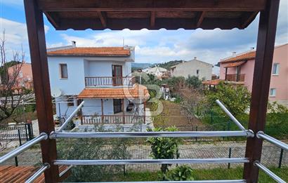 KARABURUN MERCANKOY SİTESİNDE SATILIK 3+1 BAHÇELİ MÜSTAKİL VİLLA