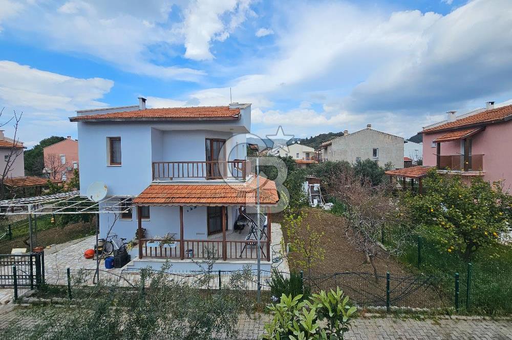 KARABURUN MERCANKOY SİTESİNDE SATILIK 3+1 BAHÇELİ MÜSTAKİL VİLLA