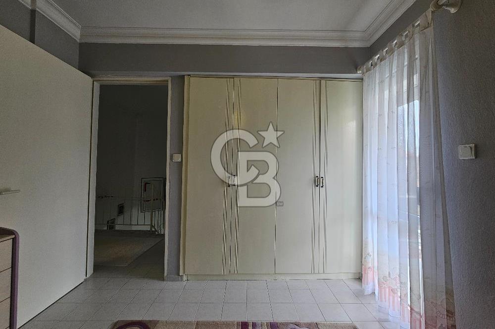 KARABURUN MERCANKOY SİTESİNDE SATILIK 3+1 BAHÇELİ MÜSTAKİL VİLLA