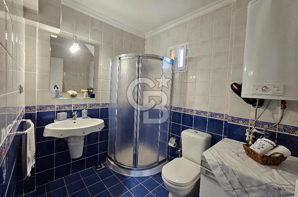 KARABURUN MERCANKOY SİTESİNDE SATILIK 3+1 BAHÇELİ MÜSTAKİL VİLLA