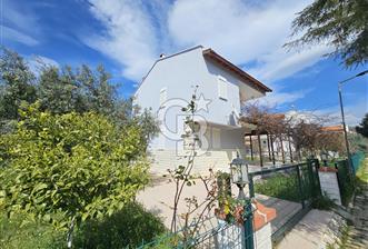 KARABURUN MERCANKOY SİTESİNDE SATILIK 3+1 BAHÇELİ MÜSTAKİL VİLLA - 4 - 349671