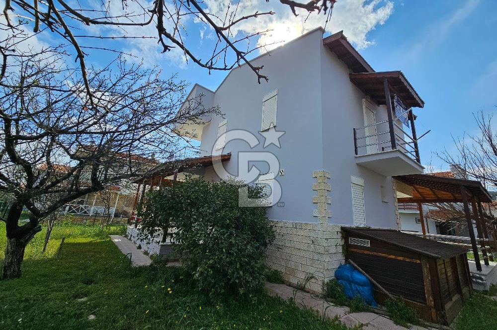 KARABURUN MERCANKOY SİTESİNDE SATILIK 3+1 BAHÇELİ MÜSTAKİL VİLLA