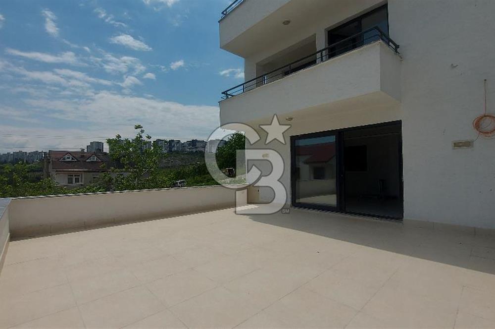 İZMİT KABAOĞLU SATILIK SIFIR 5+1 MANZARALI TRİPLEKS VİLLA