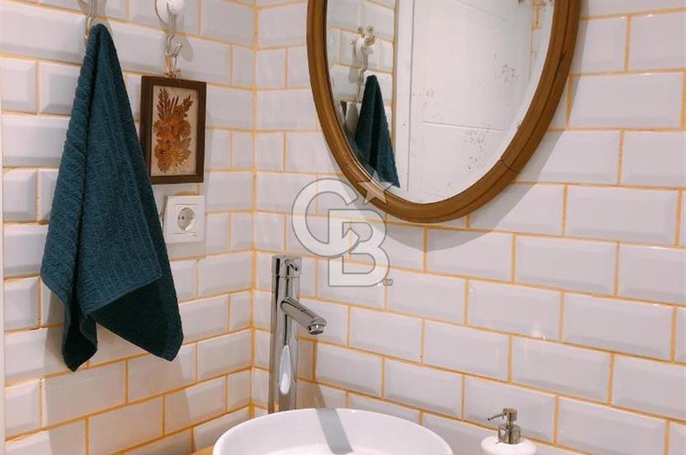 Kadıköy rıhtıma yakın geniş stüdyo daire kiralık