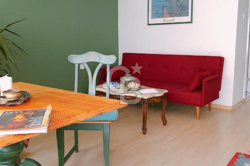 Kadıköy rıhtıma yakın geniş stüdyo daire kiralık