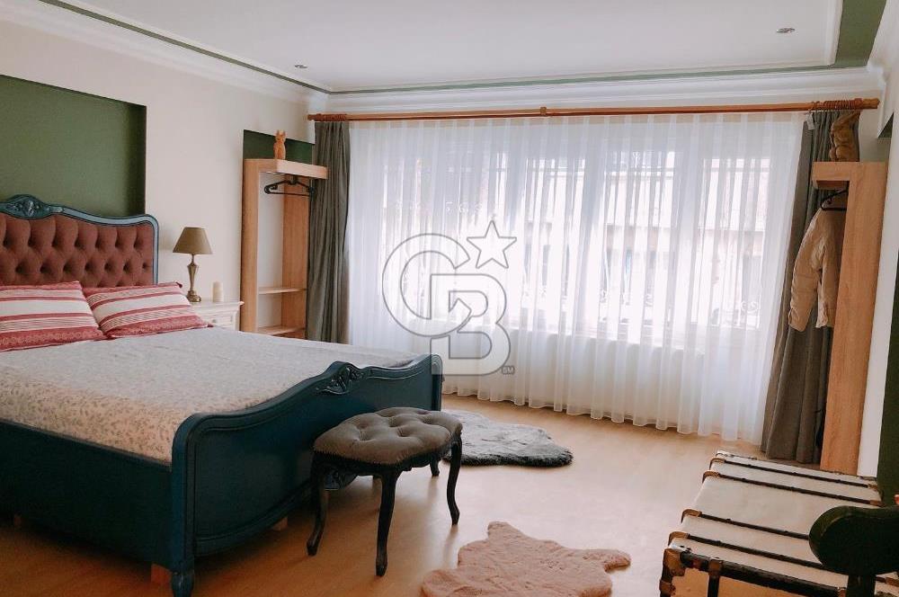 Kadıköy rıhtıma yakın geniş stüdyo daire kiralık