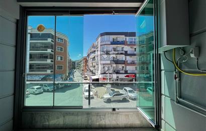 GAZİEMİR BELEDEDİYE ARKASI GENİŞ 3+1 ÖZEL DİZAYN ÇİFT CEPHE SATILIK DAİRE 