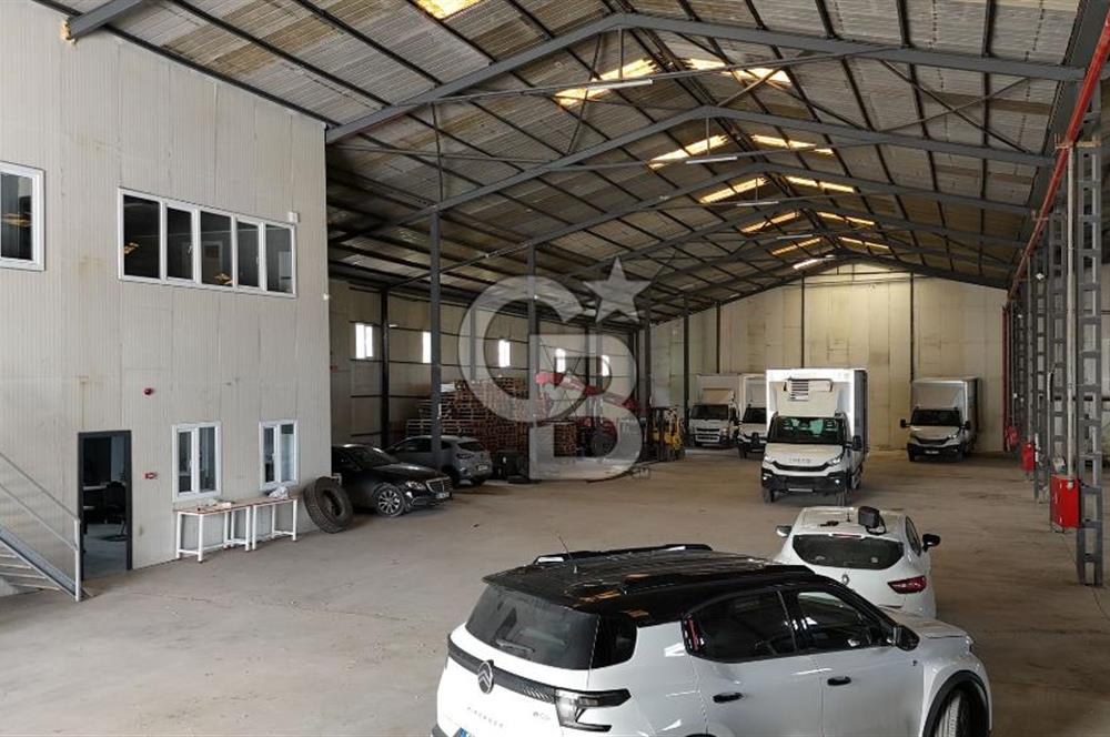 HADIMKÖY YEŞİLBAYIRDA KİRALIK 2200m2 DEPO