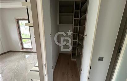 KARACAKAYADA SATILIK LÜX VİLLA