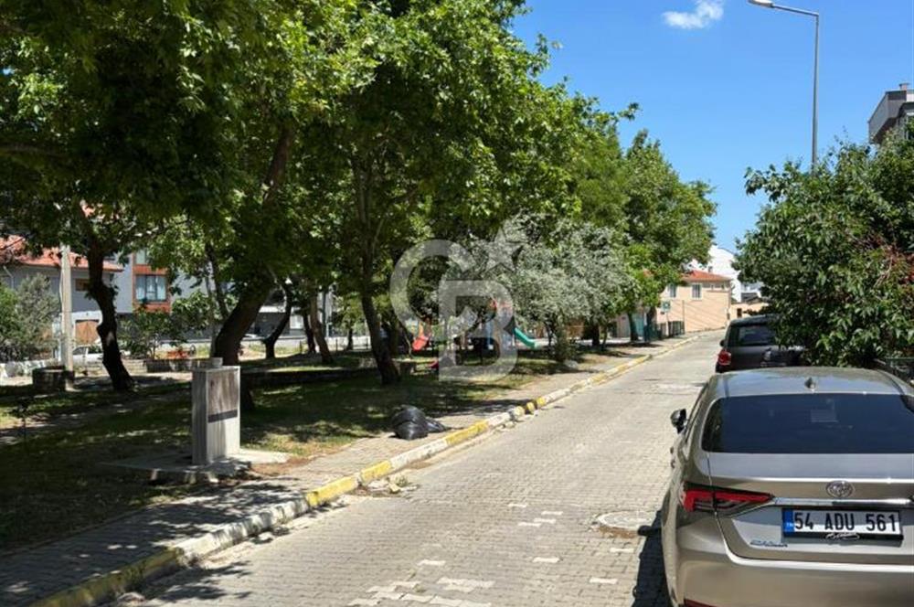 Kepez Cumhuriyet Mahallesi’nde Park Manzaralı, Ferah Kiralık 2+1!