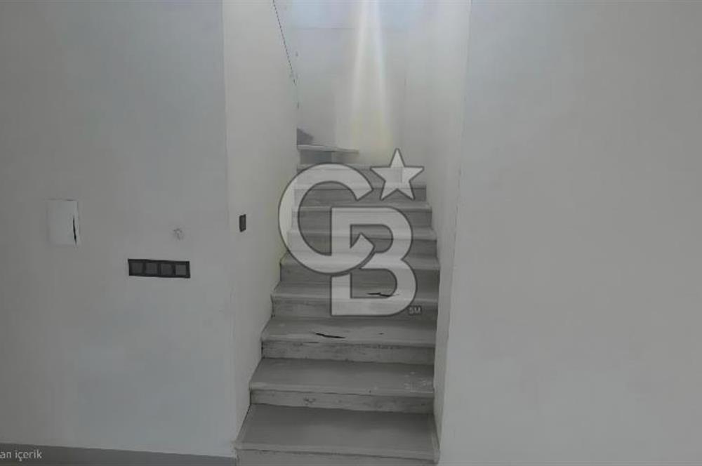 Ege Mahallesi'nde Özel Havuzlu 4+1 Müstakil Villa