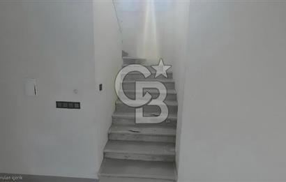 Ege Mahallesi'nde Özel Havuzlu 4+1 Müstakil Villa