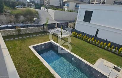 Ege Mahallesi'nde Özel Havuzlu 4+1 Müstakil Villa