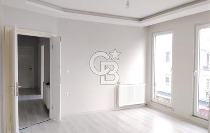 Cumhuriyet'te deniz tarafında 2+1 kiralık daire