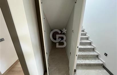 KARACAKAYADA SATILIK LÜX VİLLA