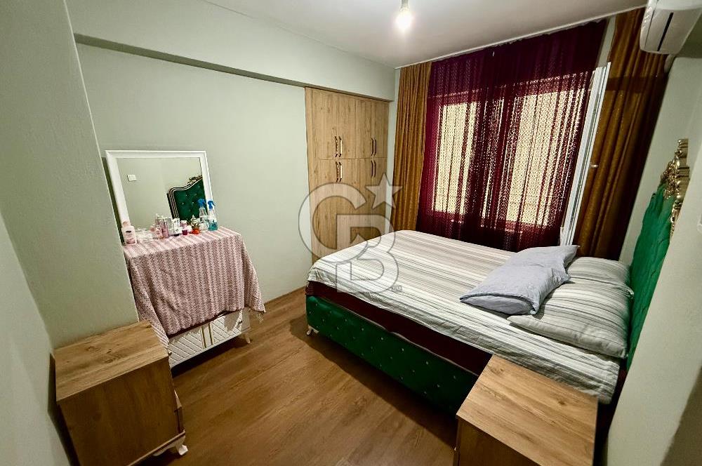 Karşıyaka Tersane'de Sahile 2 dk. Yürüme  Satılık 2+1 Daire