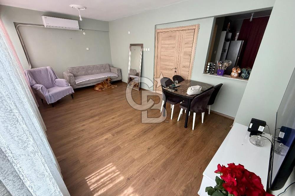 Karşıyaka Tersane'de Sahile 2 dk. Yürüme  Satılık 2+1 Daire
