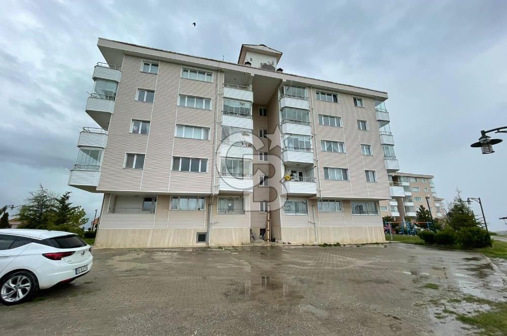 Bağlum'da Ebeveyn Banyolu, Çift Balkonlu, Masrafsız Kiralık 3+1