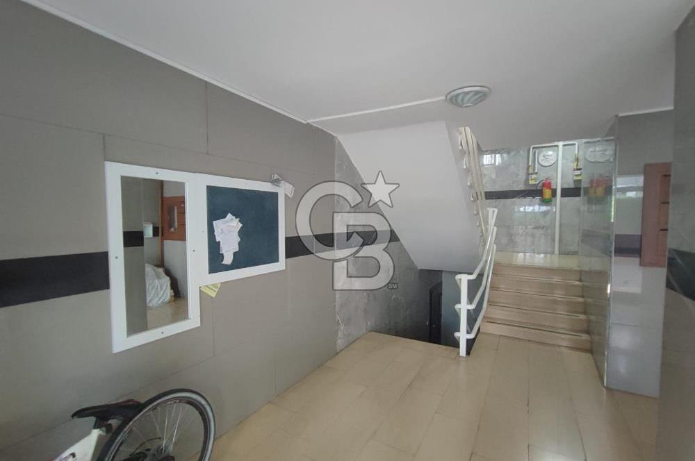 COLDWELL BANKER'DEN HÜRRİYET MAHALLESİNDE GENİŞ SATILIK 4+1