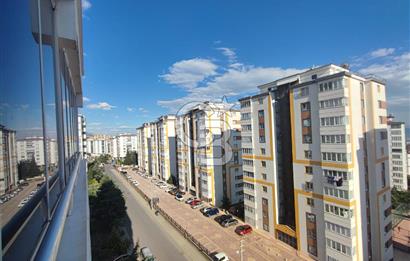COLDWELL BANKER'DEN HÜRRİYET MAHALLESİNDE GENİŞ SATILIK 4+1