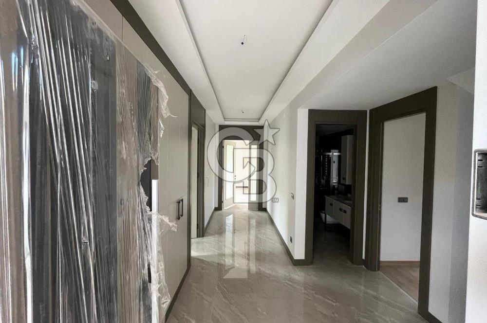 KARACAKAYADA SATILIK LÜX VİLLA