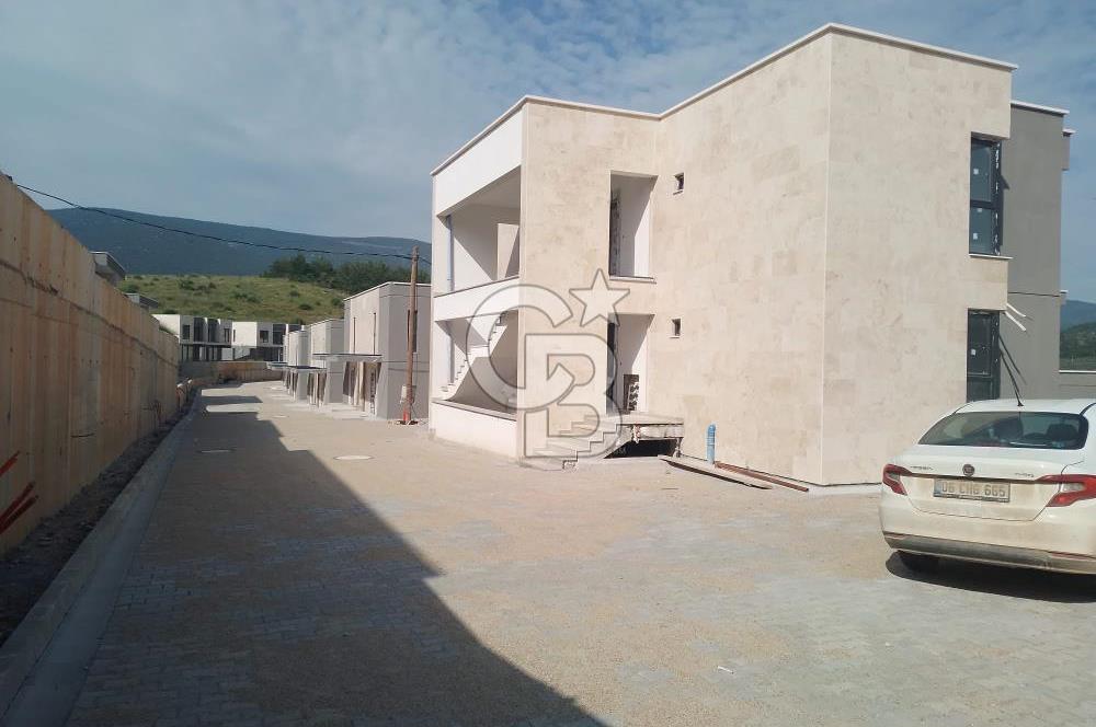 Milas Kazıklı'da Site İçerisinde Satılık Müstakil Villa