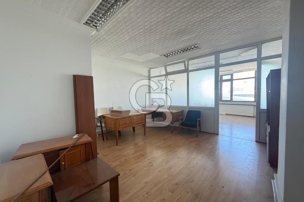 ULUS RÜZGARLI VE BULVAR KÖŞESİ TAŞHAN KİRALIK OFİS