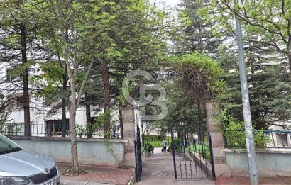 Dikmen Keklikpınarı Sitede 3+1 Ebeveyn Banyolu Kiralık Daire