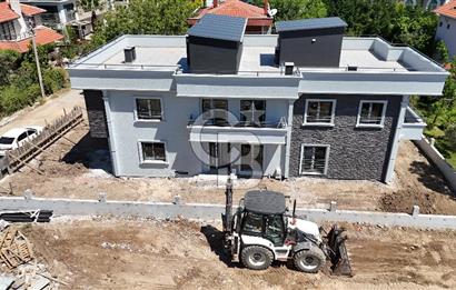 ÇANAKKALE DARDANOS’TA BOĞAZ MANZARALI SATILIK 2+1 VİLLA