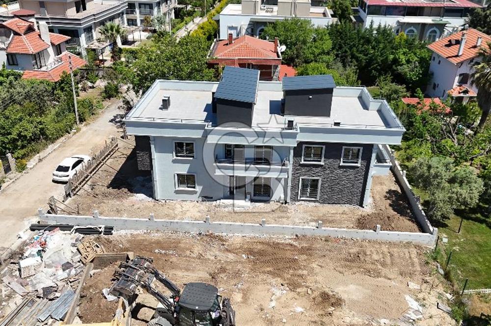 ÇANAKKALE DARDANOS’TA BOĞAZ MANZARALI SATILIK 2+1 VİLLA