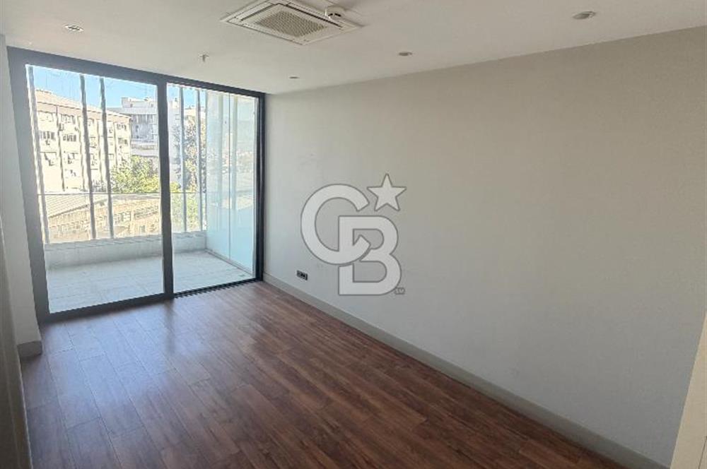 TOKATLI PLAZA BORNOVA DA KİRALIK OFİS DAİRE