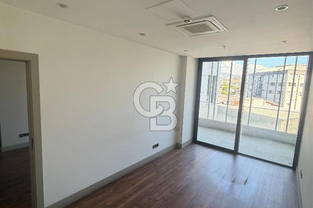 TOKATLI PLAZA BORNOVA DA KİRALIK OFİS DAİRE