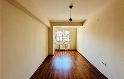 Bornova Yeşilova Üniversite Yakını  Satılık 2+1 Arakat Daire 