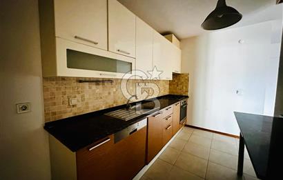 Bornova Yeşilova Üniversite Yakını  Satılık 2+1 Arakat Daire 
