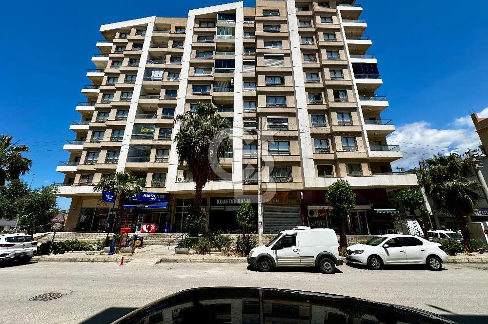 Bornova Yeşilova Üniversite Yakını  Satılık 2+1 Arakat Daire 