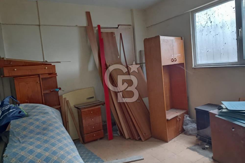 DİLİSKELESİ HUKUKÇULAR SİTESİNDE YATIRIMLIK SATILIK 2+1