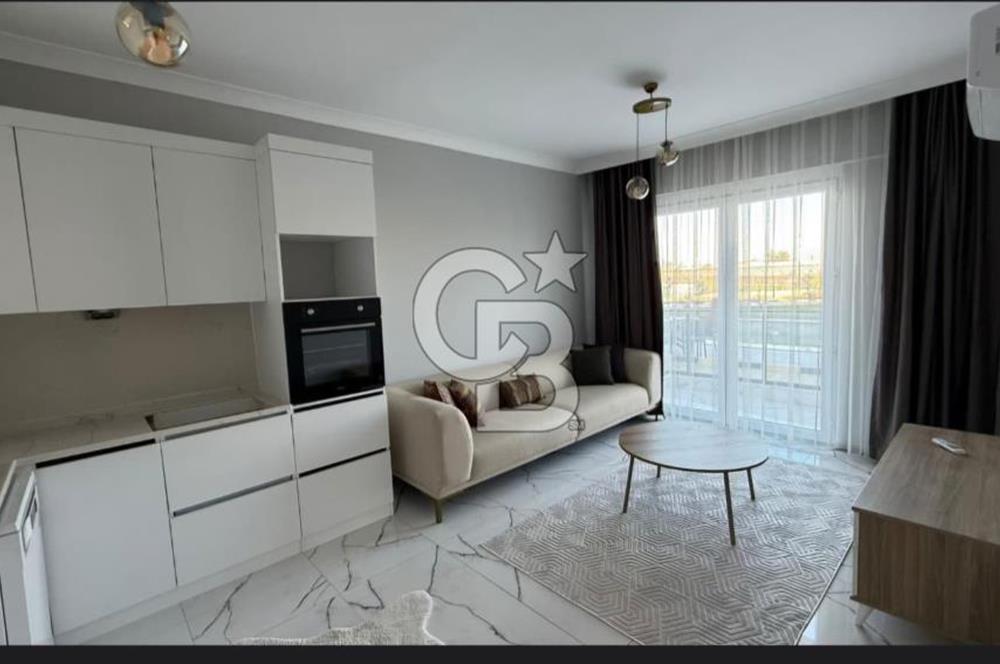 ANTALYA LARA PARKTA HAVALİMANI YANI HAVUZLU BALKONLU SIFIR DAİRE