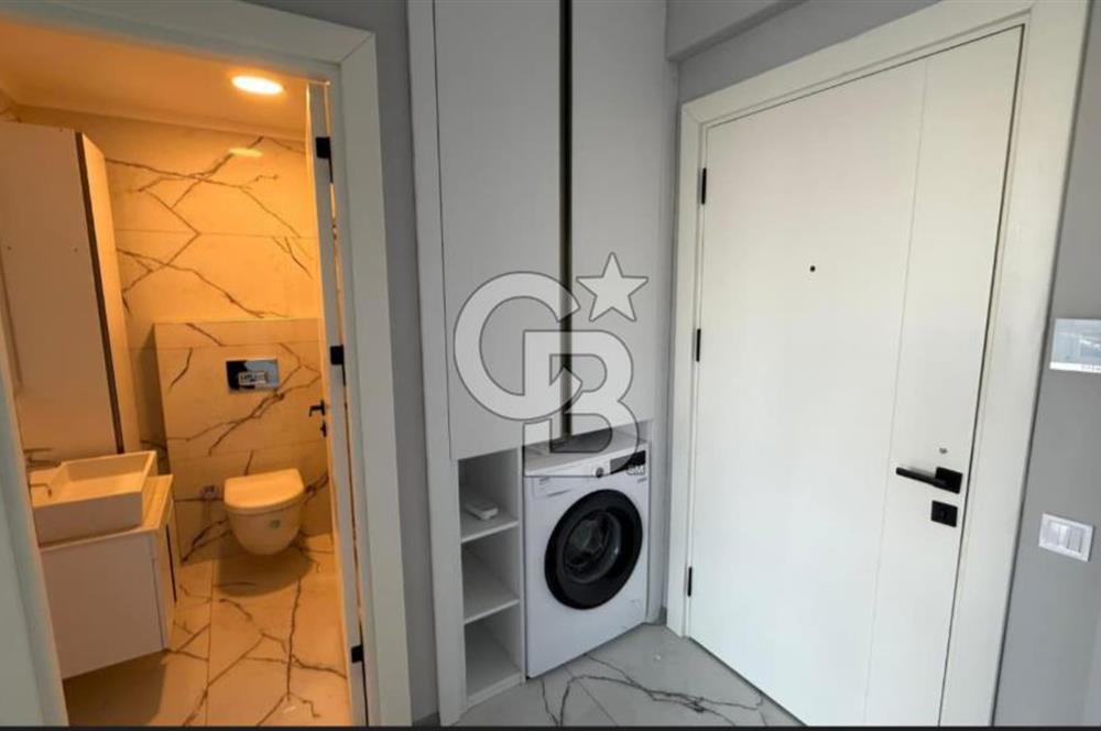 ANTALYA LARA PARKTA HAVALİMANI YANI HAVUZLU BALKONLU SIFIR DAİRE