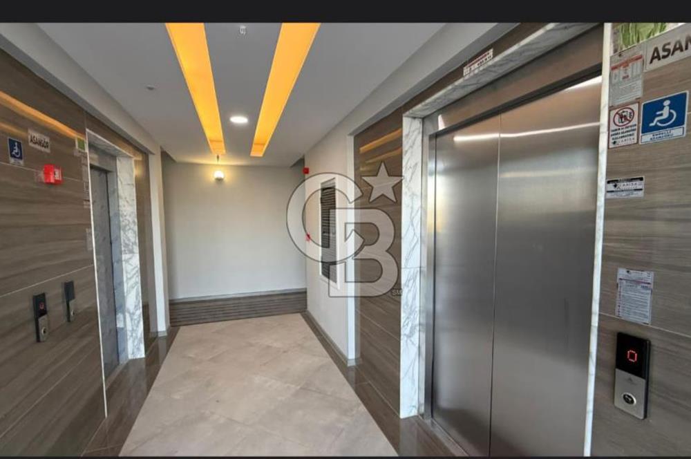 ANTALYA LARA PARKTA HAVALİMANI YANI HAVUZLU BALKONLU SIFIR DAİRE