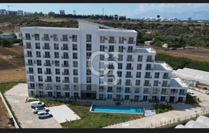 ANTALYA LARA PARKTA HAVALİMANI YANI HAVUZLU BALKONLU SIFIR DAİRE