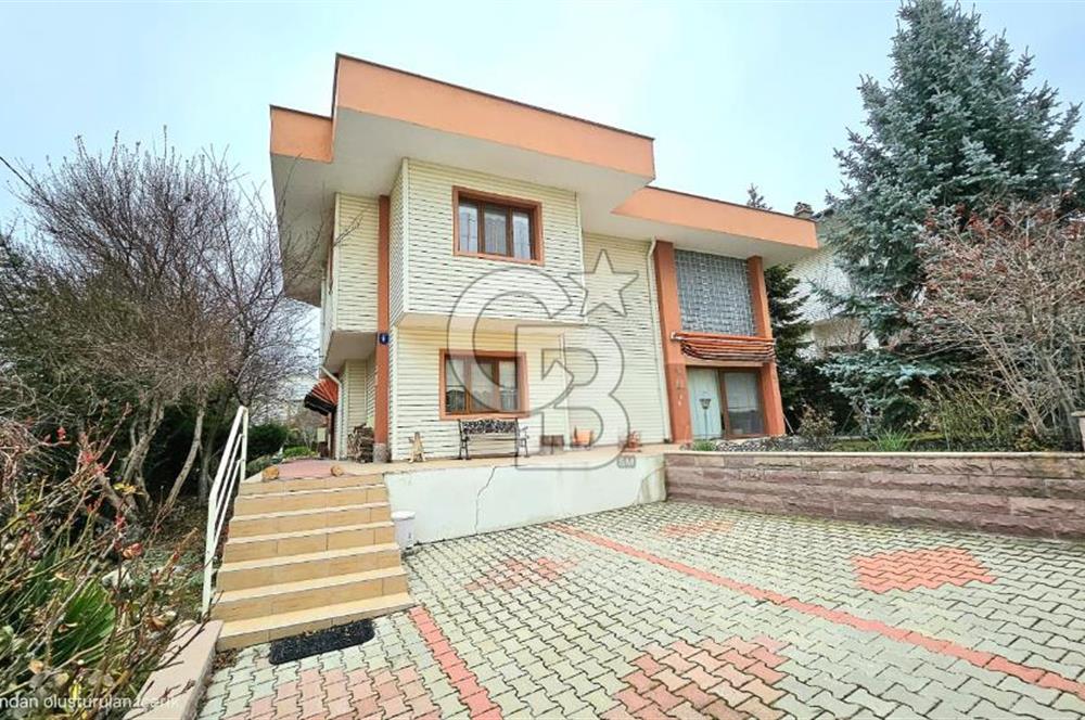 ŞEHİTALİ SEKİZ EV SİTESİNDE KÖŞE PARSELDE BAKIMLI YAPILI 4+2