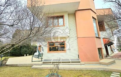 ŞEHİTALİ SEKİZ EV SİTESİNDE KÖŞE PARSELDE BAKIMLI YAPILI 4+2