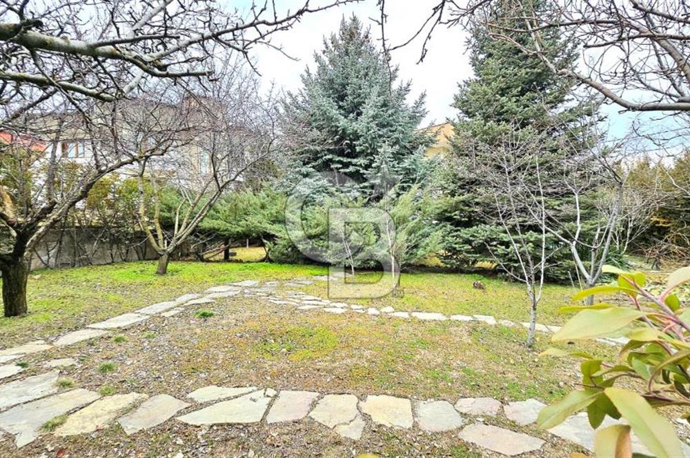 ŞEHİTALİ SEKİZ EV SİTESİNDE KÖŞE PARSELDE BAKIMLI YAPILI 4+2