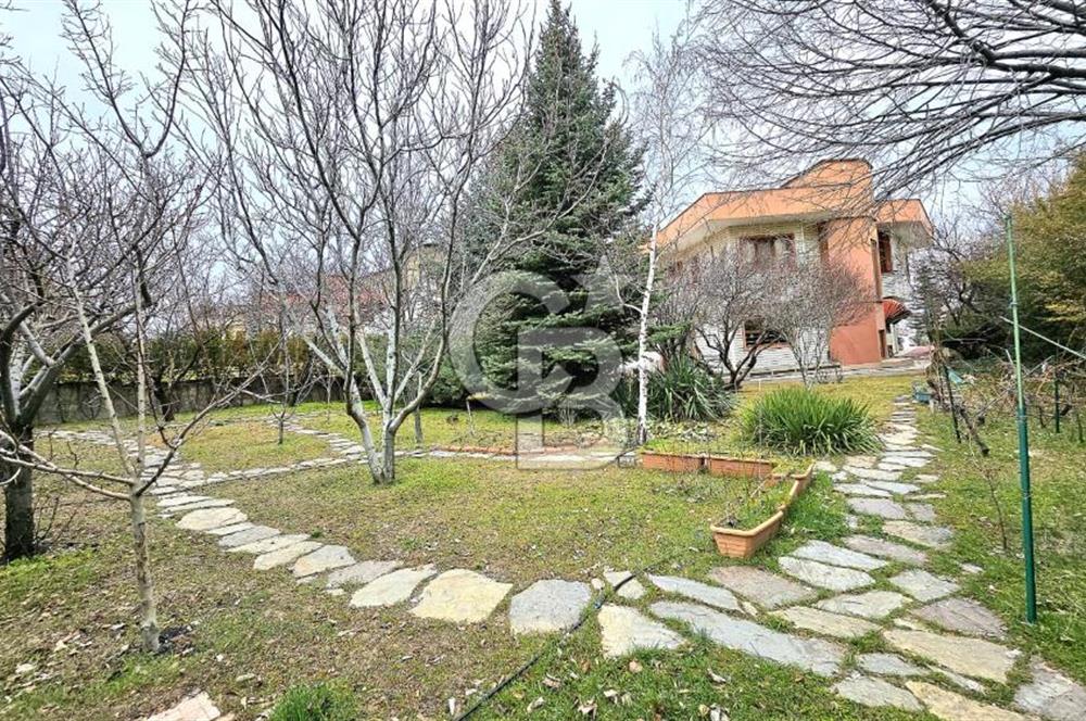 ŞEHİTALİ SEKİZ EV SİTESİNDE KÖŞE PARSELDE BAKIMLI YAPILI 4+2