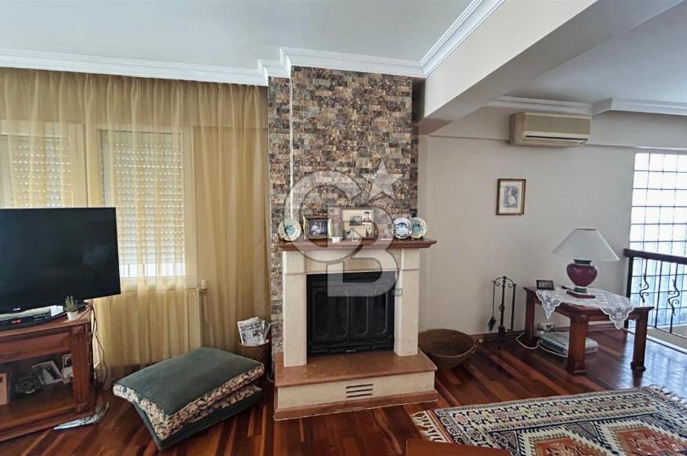 HAKİMEVLERİNDE 4+2 SATILIK LOFT DUBLEKS DENİZ MANZARALI DAİRE