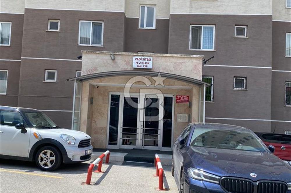 AYRANCI GÜZELTEPE MAHALLESİ VADİ SİTESİ`NDE SATILIK 2+1 DAİRE
