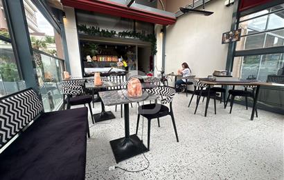 Bornova Dap Yapıda Kiracılı Köşe Satılık İşyeri